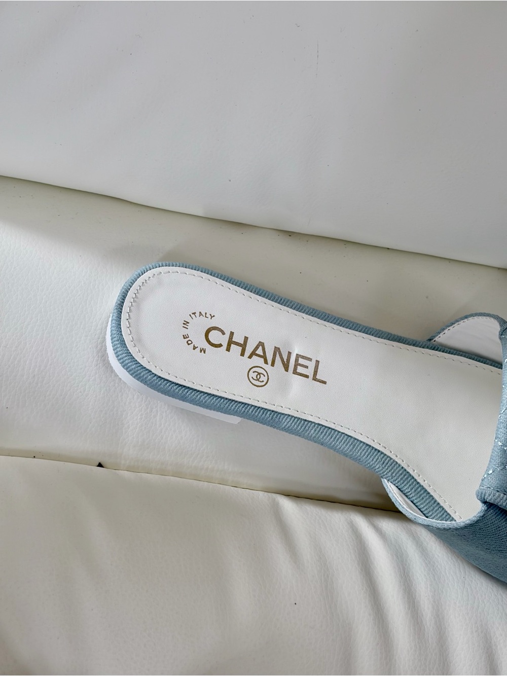 CHANEL Powder Blue Quilted Slide Mules with Gold CC Emblem - Size 38 - Picture 5 of 6